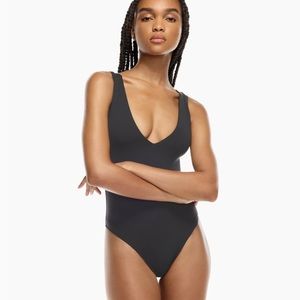 aritzia contour bodysuit